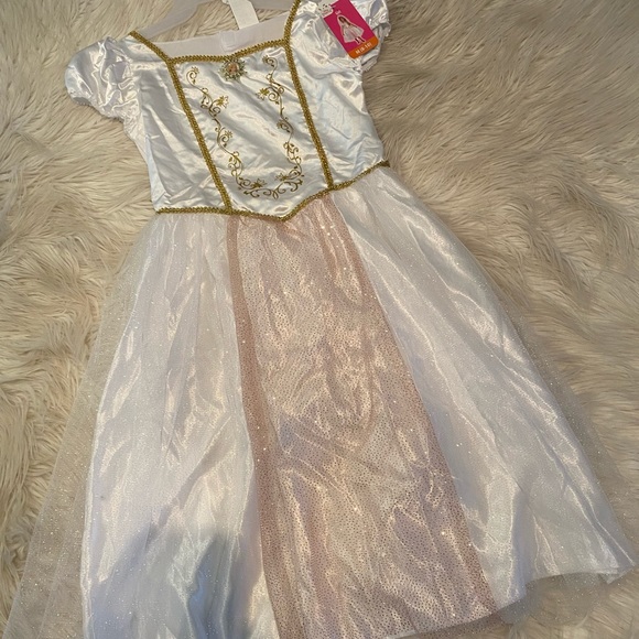 Other - Disney’s wedding rapunzel costume (D)
